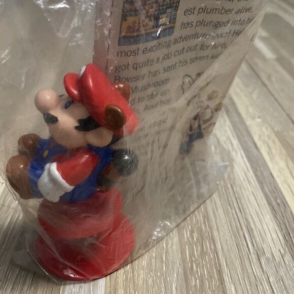 Nintendo Mario Brothers 3 vintage McDonald’s Toy Mario on pop up toy display - Picture 6 of 9